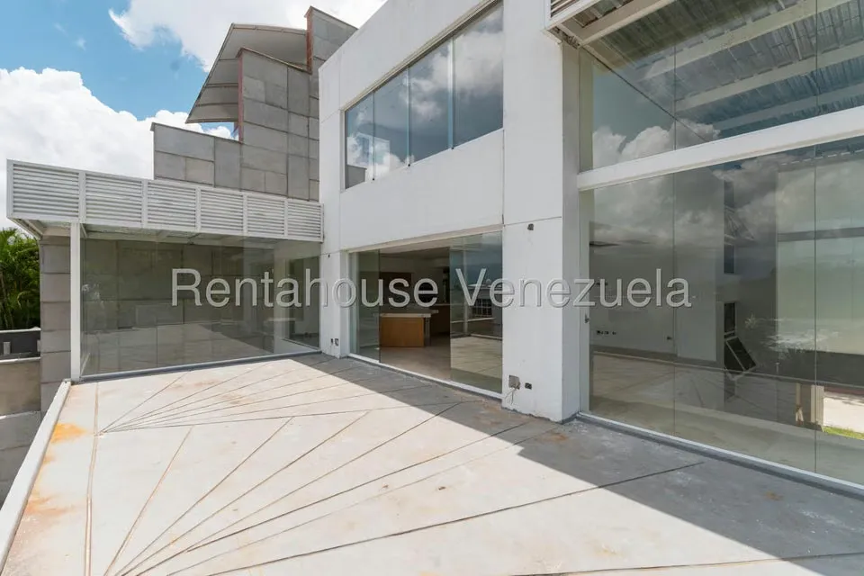 Casa (Multipes Niveles) en Venta en Los Naranjos del Cafetal, Distrito Metropolitano - 7