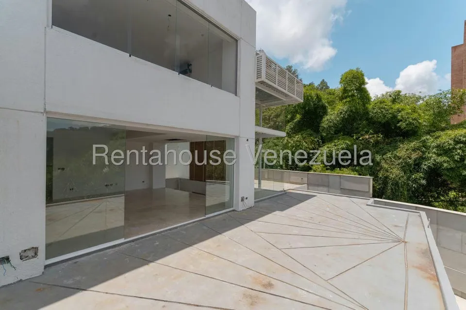 Casa (Multipes Niveles) en Venta en Los Naranjos del Cafetal, Distrito Metropolitano - 8