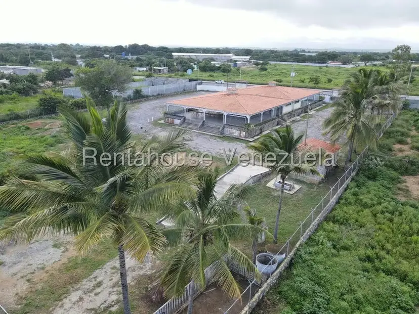 Comercial (Club Campestre) en Venta en Parroquia Tamaca, Lara
