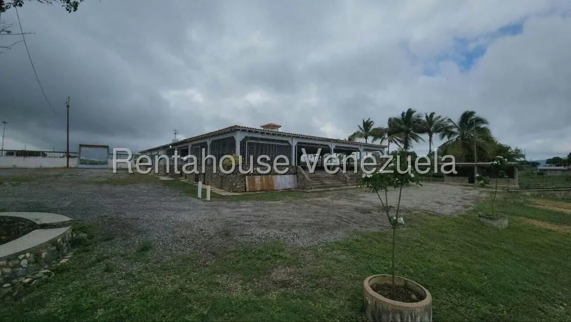 Comercial (Club Campestre) en Venta en Parroquia Tamaca, Lara - 11