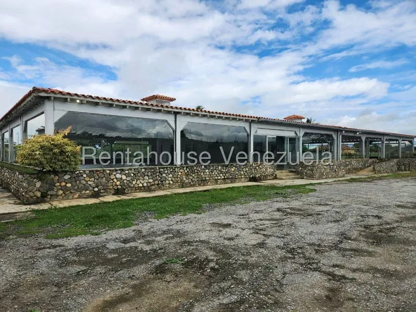 Comercial (Club Campestre) en Venta en Parroquia Tamaca, Lara - 15