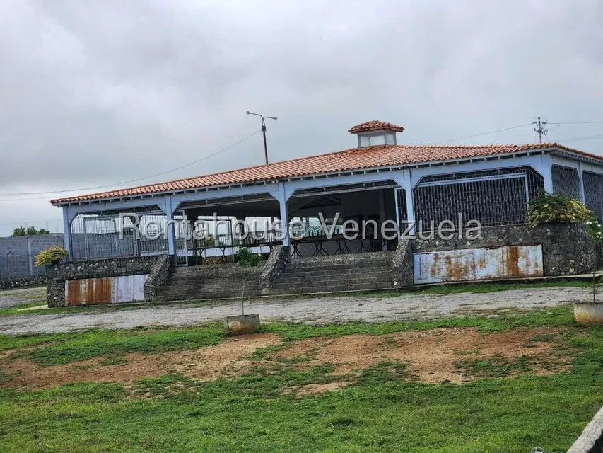 Comercial (Club Campestre) en Venta en Parroquia Tamaca, Lara - 37