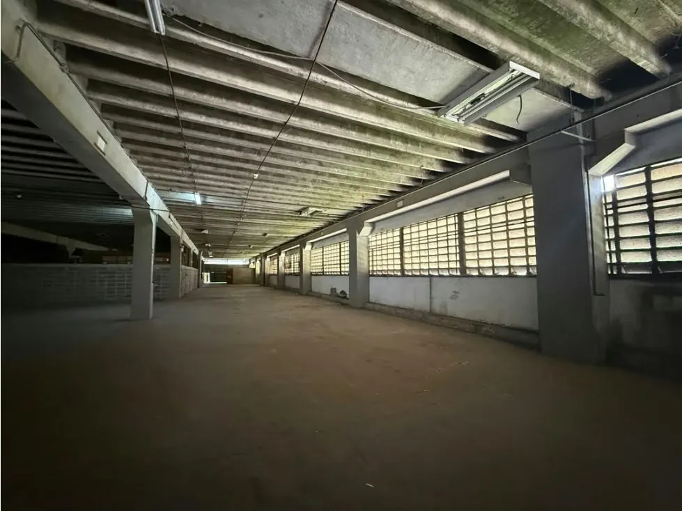 Se alquila Galpon 980m² Guatire - 8