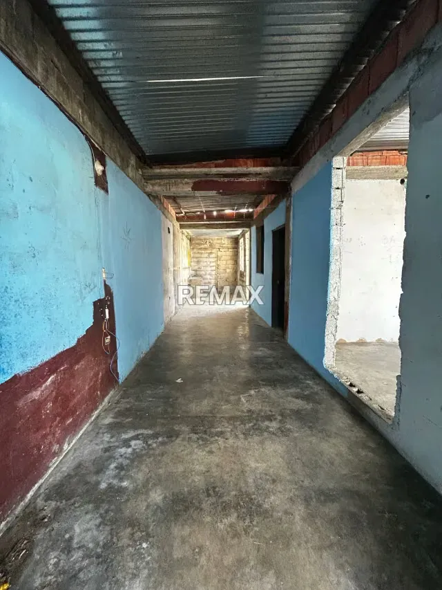 En Venta Construccion en Obra Gris, Sector Colombia Sur, Calle 30 con Callejon N°2, Guanare, Portuguesa, Venezuela - 5