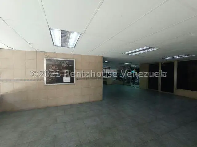 Comercial (Oficina) en Venta en Zona Centro, Aragua - 3