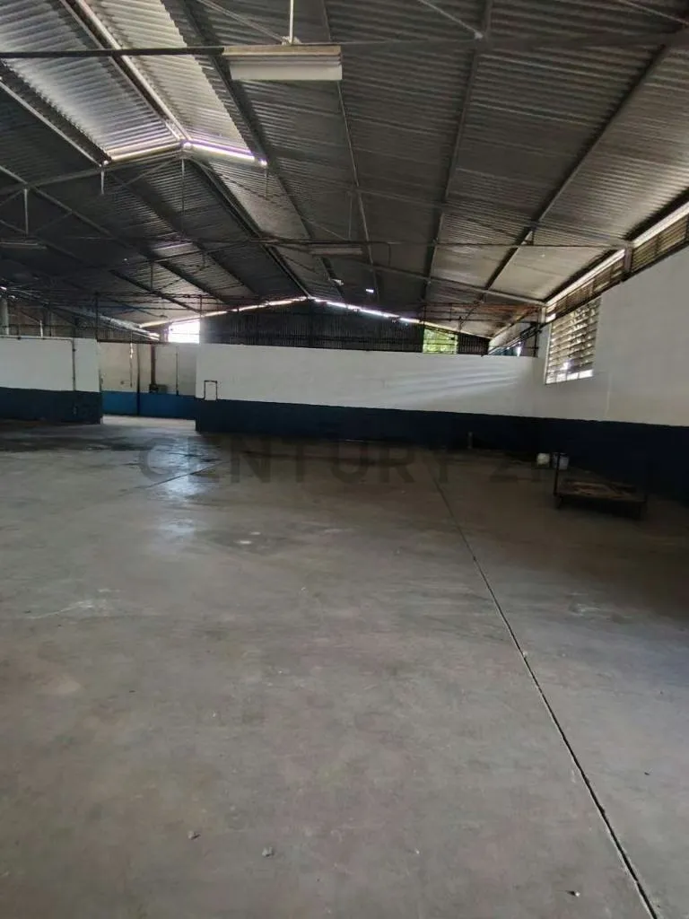 Century 21 Inmobiliaria A1 Vende Galpon en La Quizanda - 6