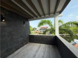 Vista 16