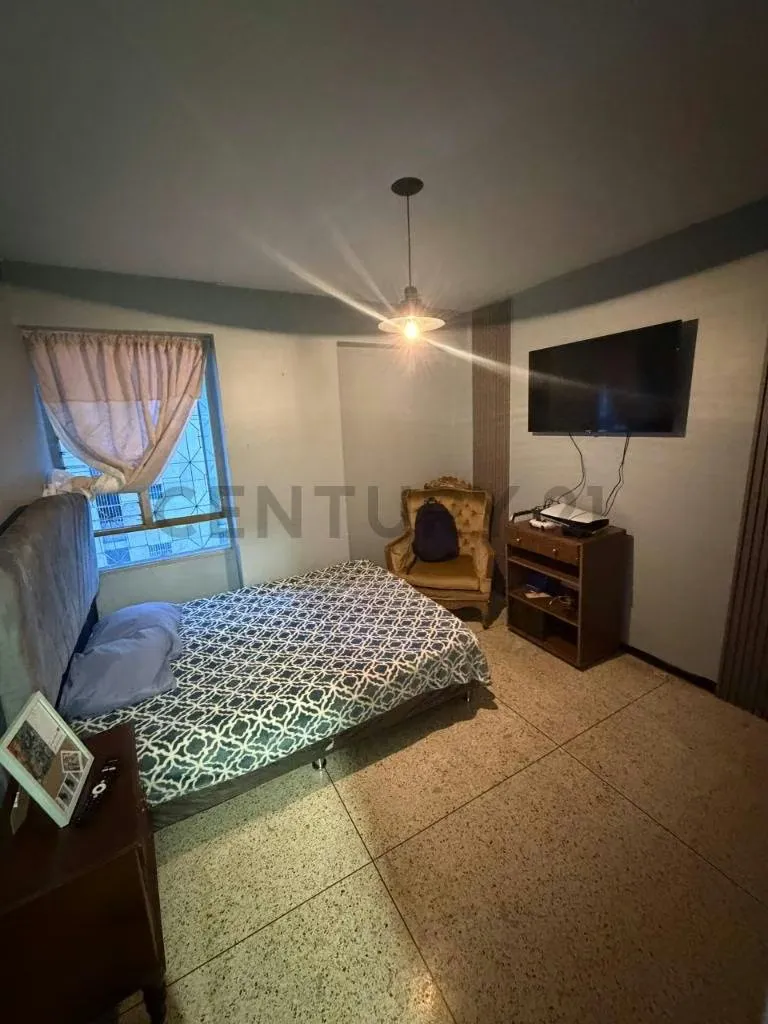 Apartamento de 125mts2 con Depósito adicional Privado de 84m² en El Paraíso - 9