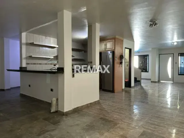 Casa. Venta. Tariba - 12