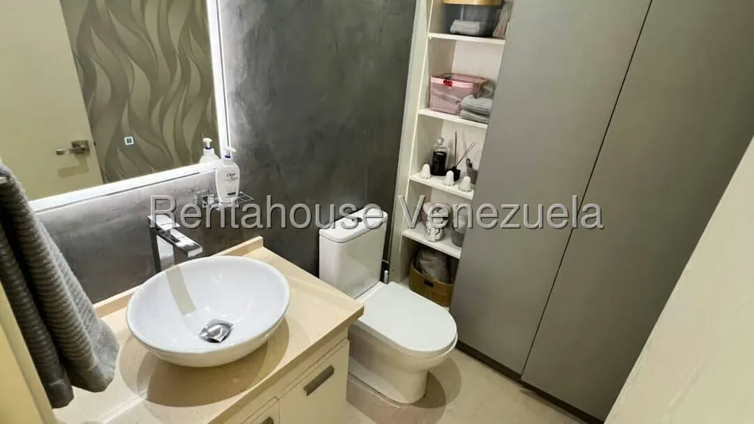 Apartamento (Planta Baja) en Venta en La Tahona, Distrito Metropolitano - 19