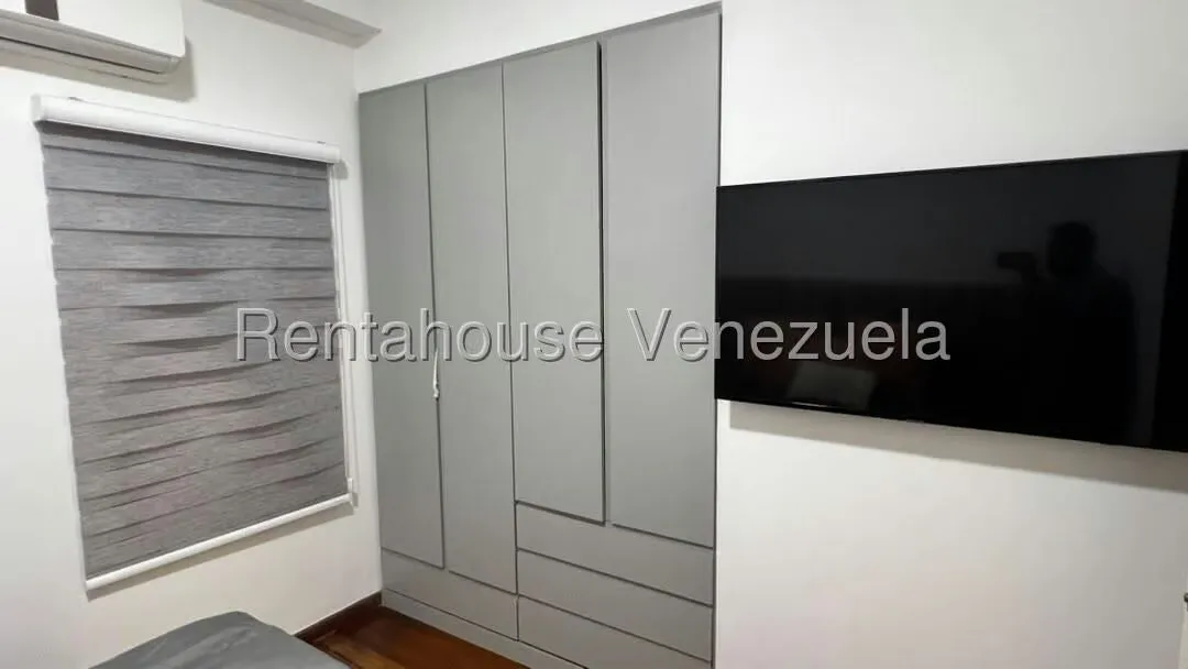Apartamento (Planta Baja) en Venta en La Tahona, Distrito Metropolitano - 25