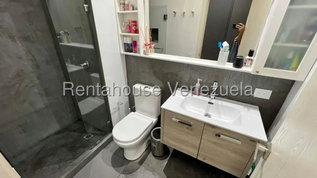 Apartamento (Planta Baja) en Venta en La Tahona, Distrito Metropolitano - 28