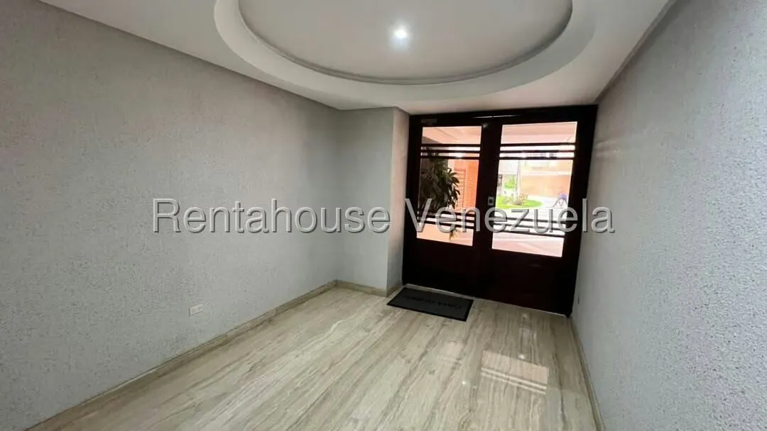 Apartamento (Planta Baja) en Venta en La Tahona, Distrito Metropolitano - 38