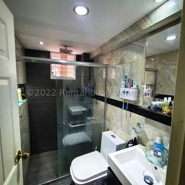 Apartamento (1 Nivel) en Venta en Parque Caiza, Distrito Metropolitano - 17