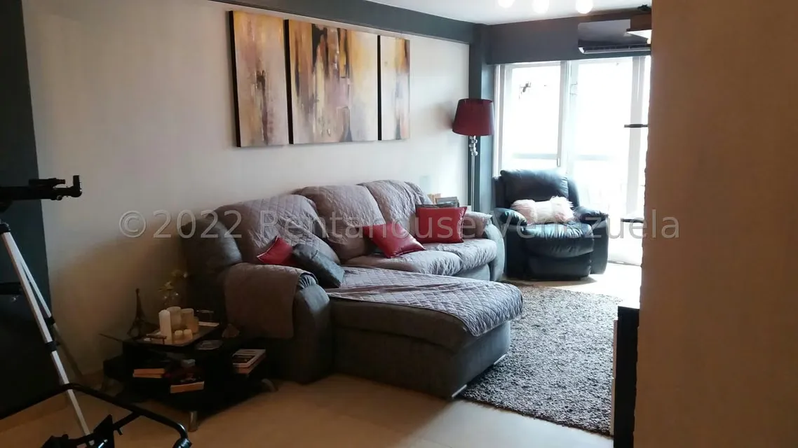 Apartamento (1 Nivel) en Venta en Parque Caiza, Distrito Metropolitano - 2