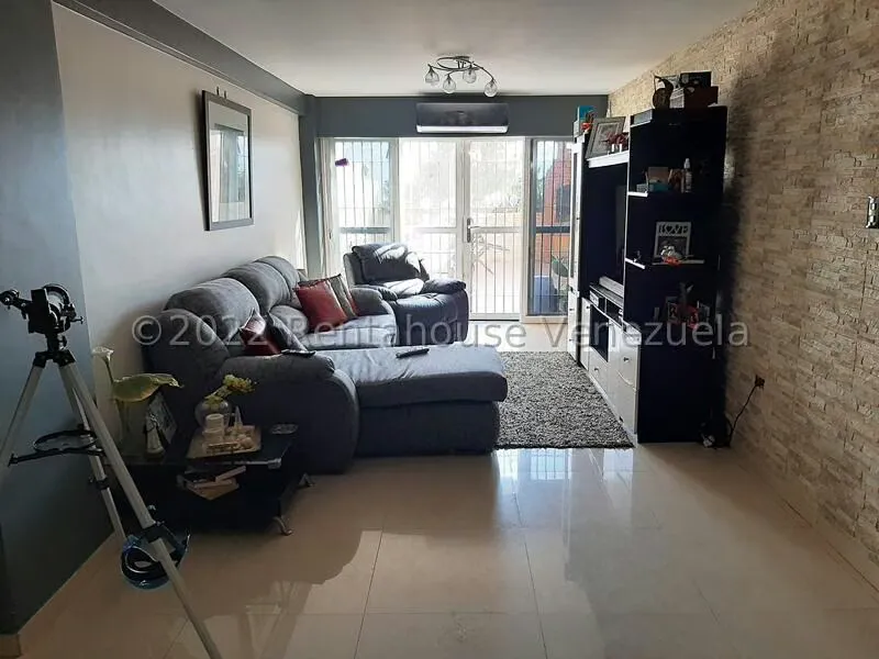 Apartamento (1 Nivel) en Venta en Parque Caiza, Distrito Metropolitano - 4