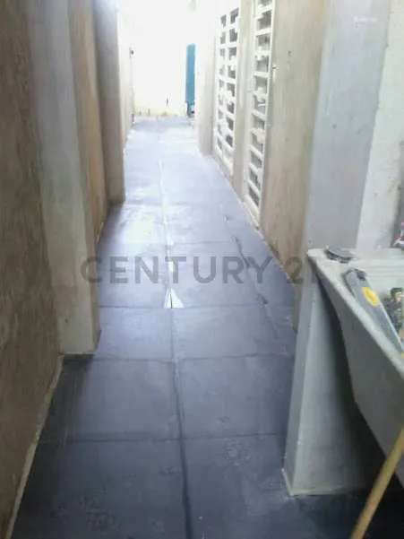 Se vende TownHouse en Villa Doral. Ciudad Ojeda - 12