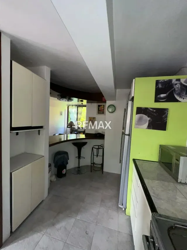 APARTAMENTO EN VENTA EN URB. LAS CHIMENEAS, RES. EL PEDREGAL VALENCIA EDO. CARABOBO - 8