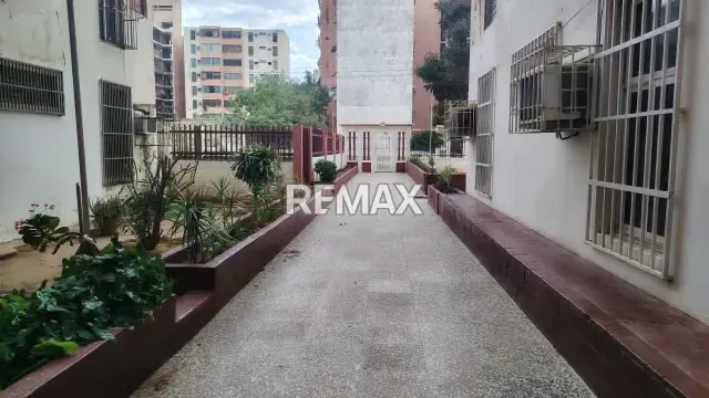 Apartamento en Venta, Urb. Lago Azul, Maracaibo, Edo. Zulia - 2