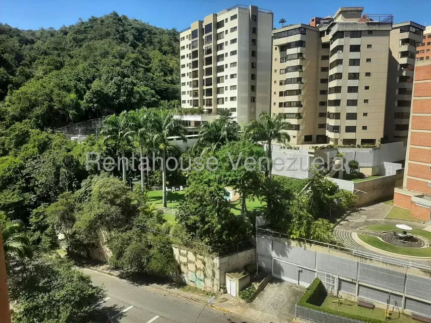 Apartamento (1 Nivel) en Alquiler en La Alameda, Distrito Metropolitano - 29