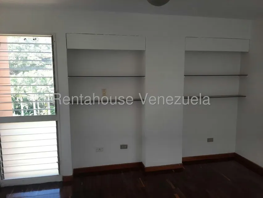 Apartamento (1 Nivel) en Alquiler en La Alameda, Distrito Metropolitano - 31