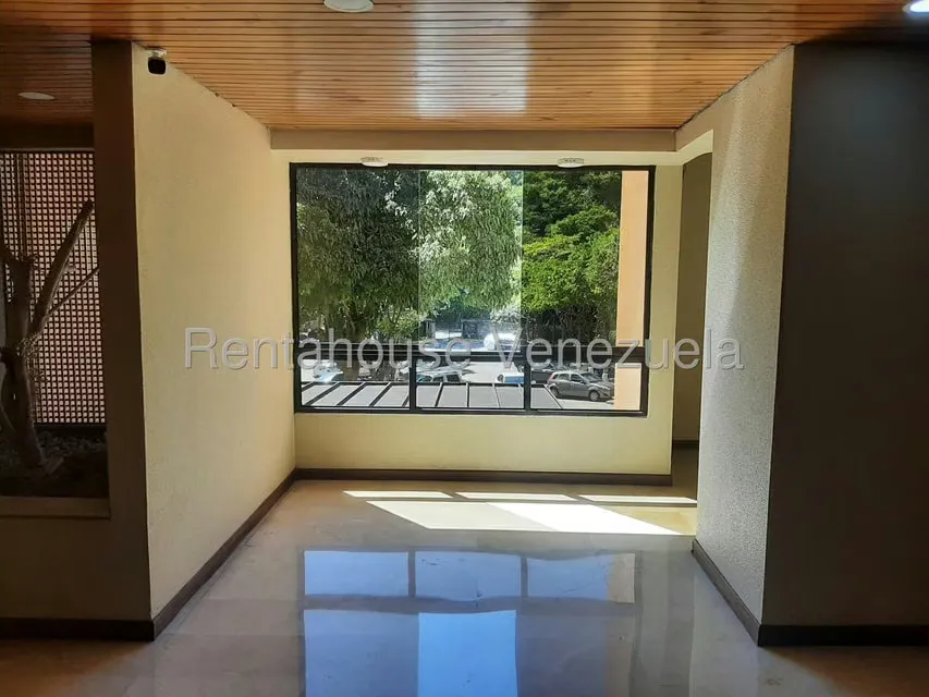 Apartamento (1 Nivel) en Alquiler en La Alameda, Distrito Metropolitano - 8