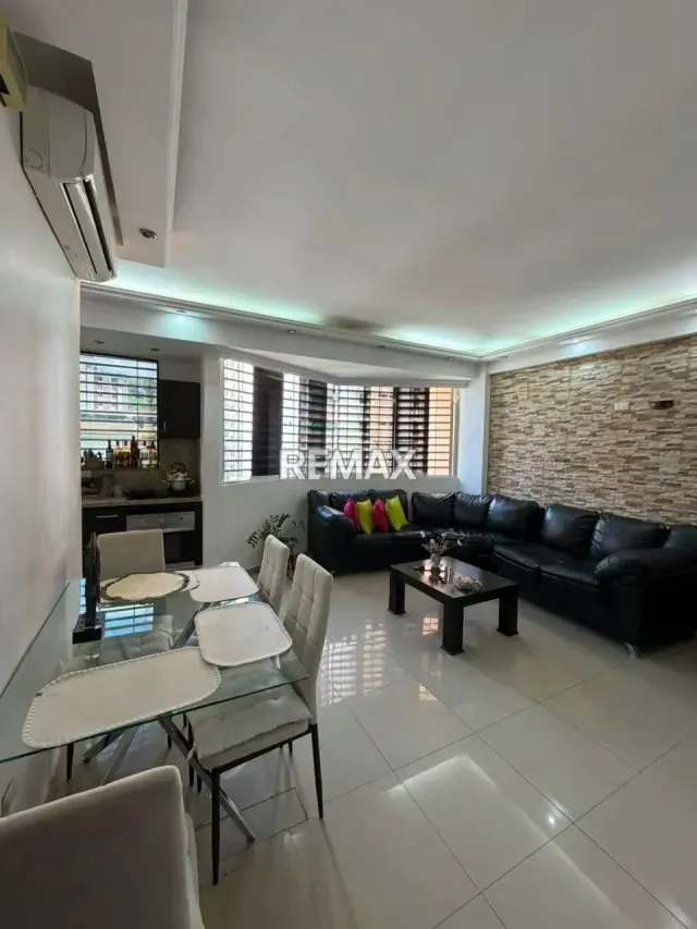 Venta de apartamento en Cojunto Residencial Sierra Ventura Las Acacias - 3