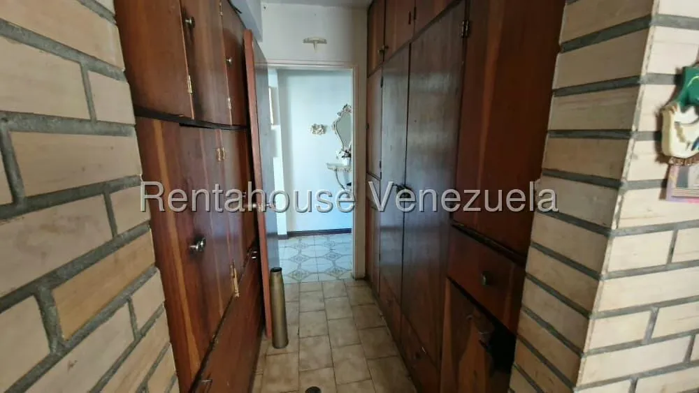 Apartamento (1 Nivel) en Venta en Santa Paula, Distrito Metropolitano - 17