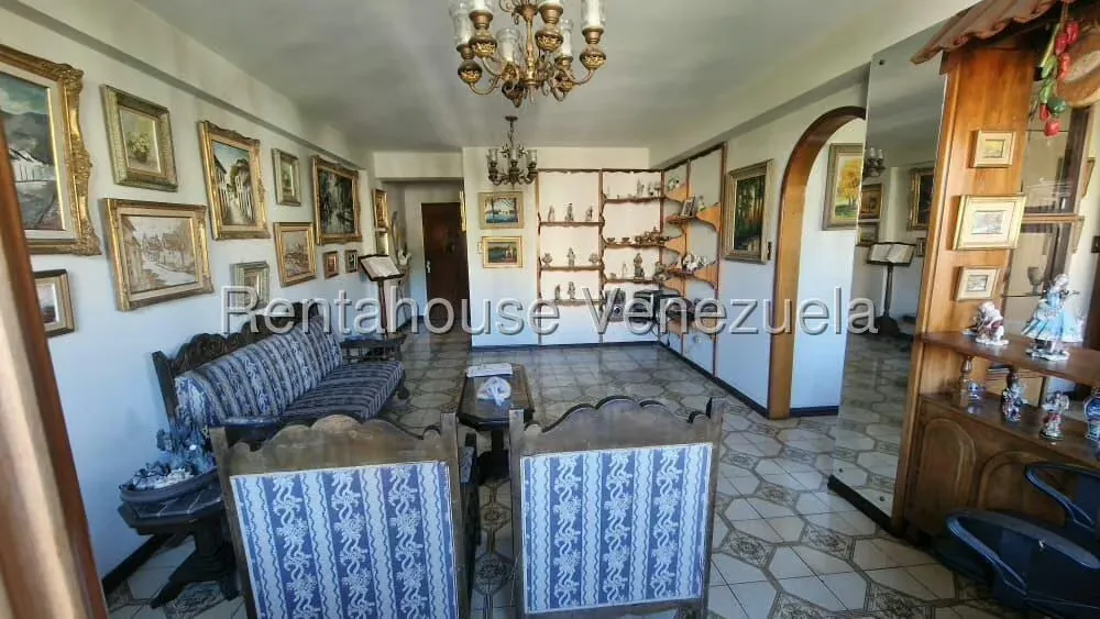 Apartamento (1 Nivel) en Venta en Santa Paula, Distrito Metropolitano - 3