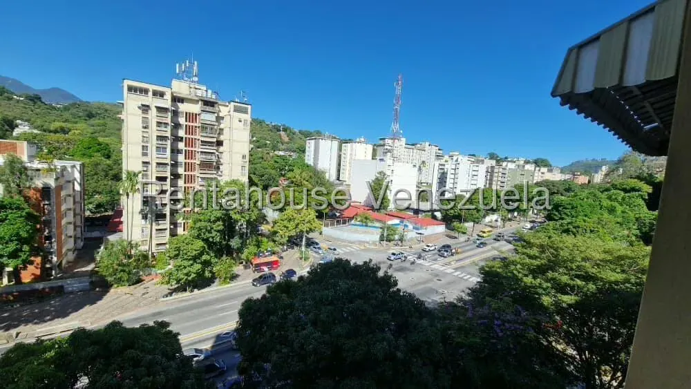 Apartamento (1 Nivel) en Venta en Santa Paula, Distrito Metropolitano - 26
