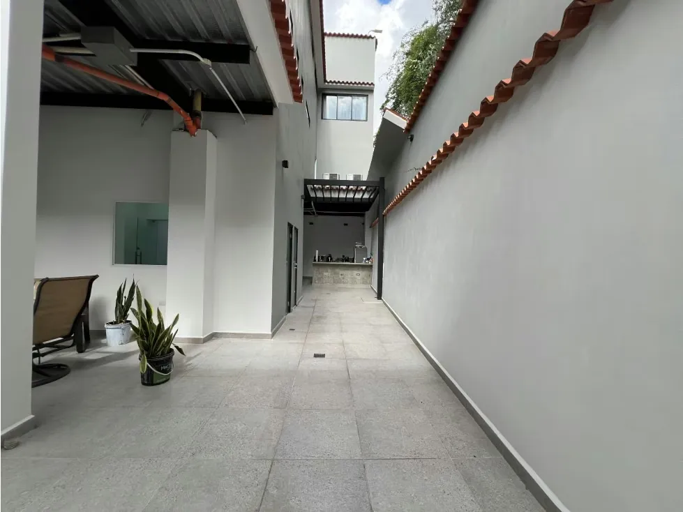 Se vende/alquila casa 1240m² 23h/17b/3e Colinas de Bello Monte - 21