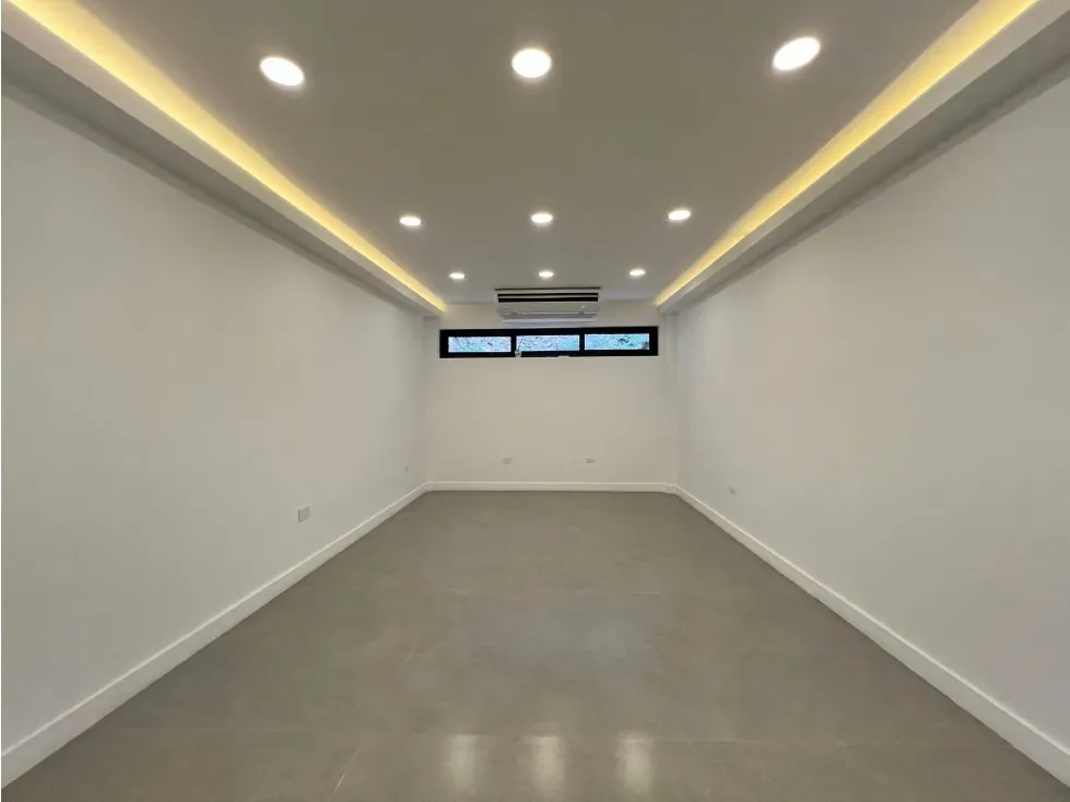 Se vende/alquila casa 1240m² 23h/17b/3e Colinas de Bello Monte - 29