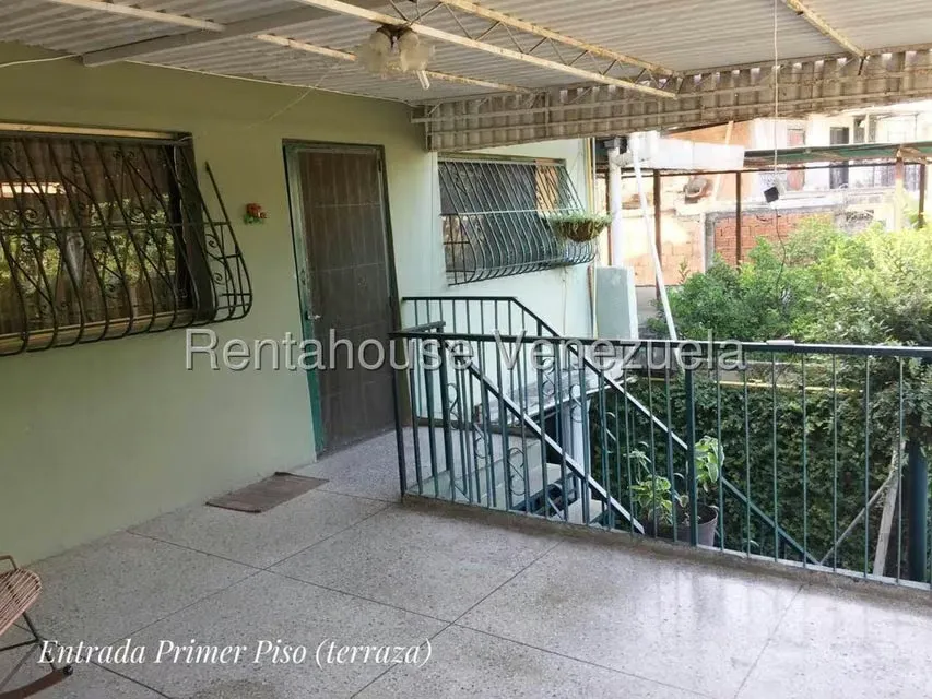 Casa (Duplex) en Venta en Alejandro Oropeza Castillo II, Miranda - 11