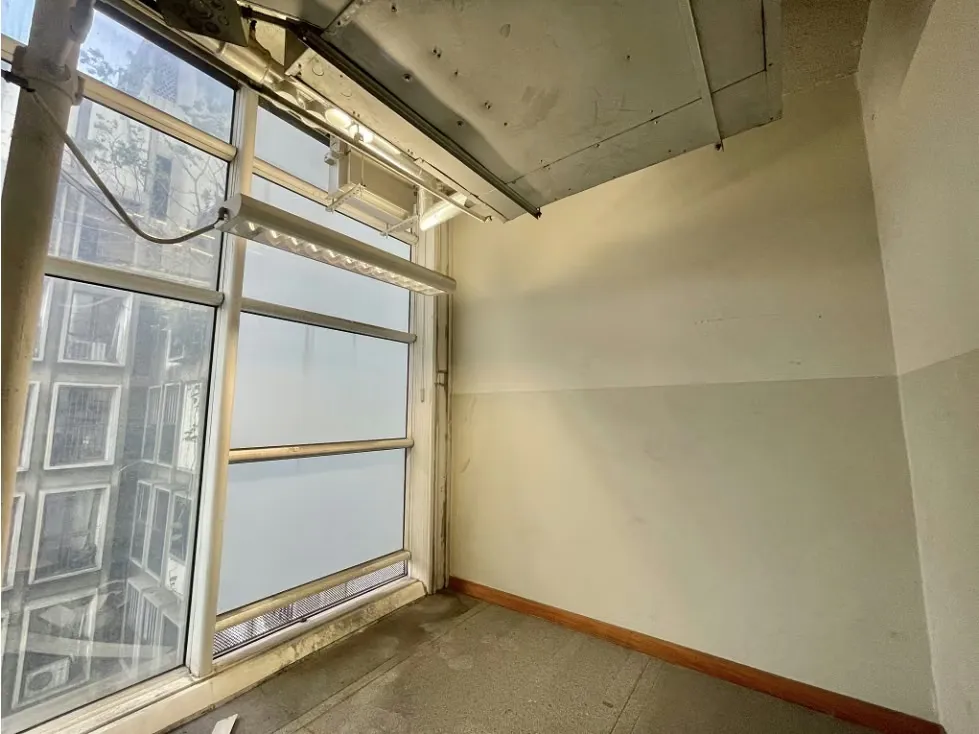 Se vende oficina 200 m2 Sabana Grande - 8