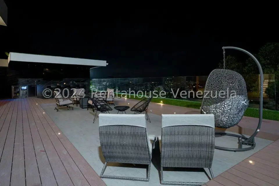 Casa (Multipes Niveles) en Venta en Los Naranjos del Cafetal, Distrito Metropolitano - 29