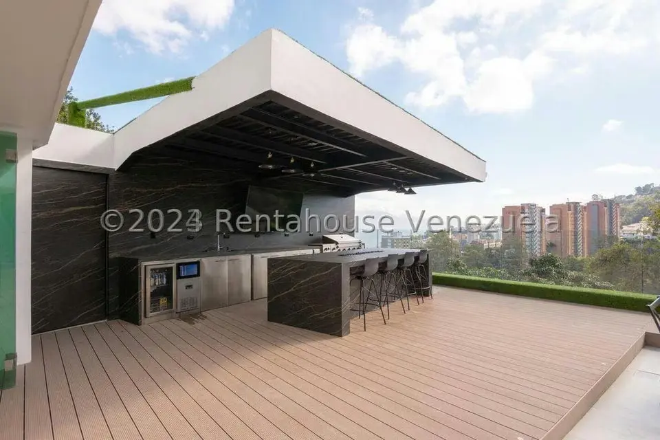 Casa (Multipes Niveles) en Venta en Los Naranjos del Cafetal, Distrito Metropolitano - 34