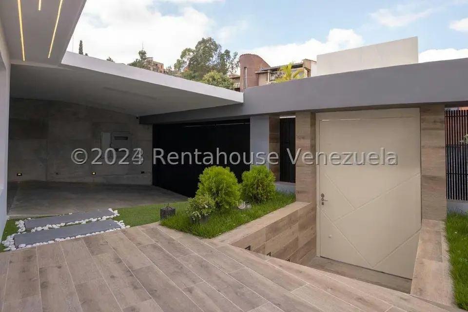 Casa (Multipes Niveles) en Venta en Los Naranjos del Cafetal, Distrito Metropolitano - 4