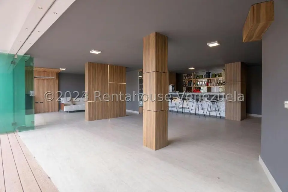 Casa (Multipes Niveles) en Venta en Los Naranjos del Cafetal, Distrito Metropolitano - 43