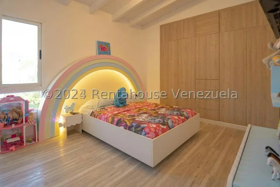 Casa (Multipes Niveles) en Venta en Los Naranjos del Cafetal, Distrito Metropolitano - 53