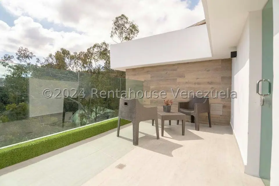 Casa (Multipes Niveles) en Venta en Los Naranjos del Cafetal, Distrito Metropolitano - 58