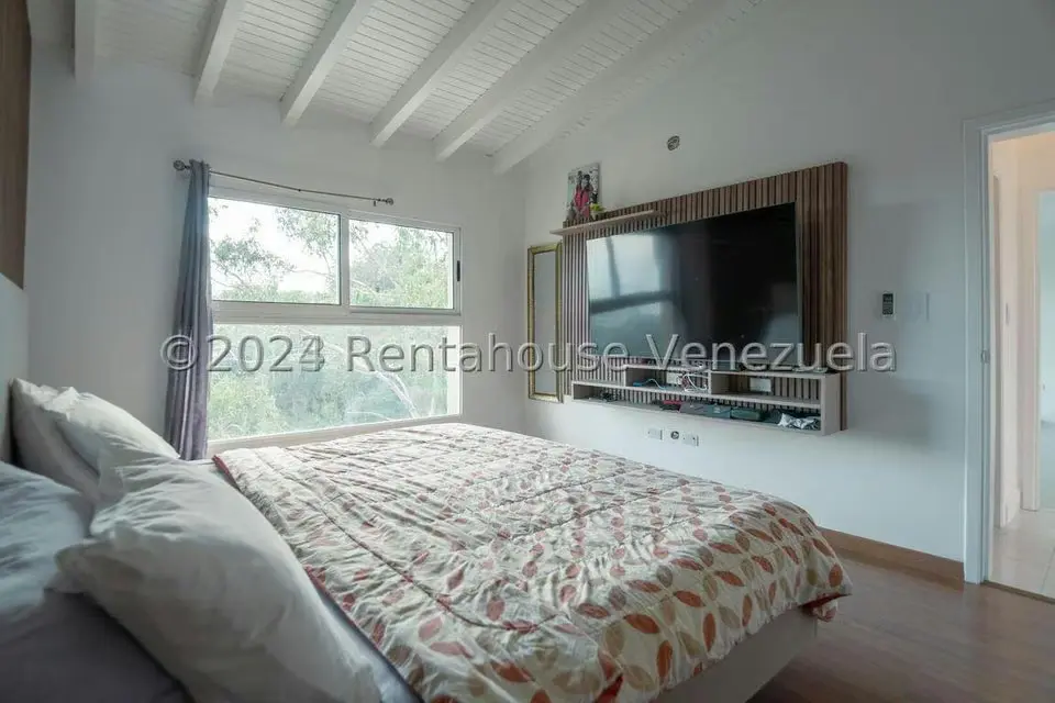 Casa (Multipes Niveles) en Venta en Los Naranjos del Cafetal, Distrito Metropolitano - 69
