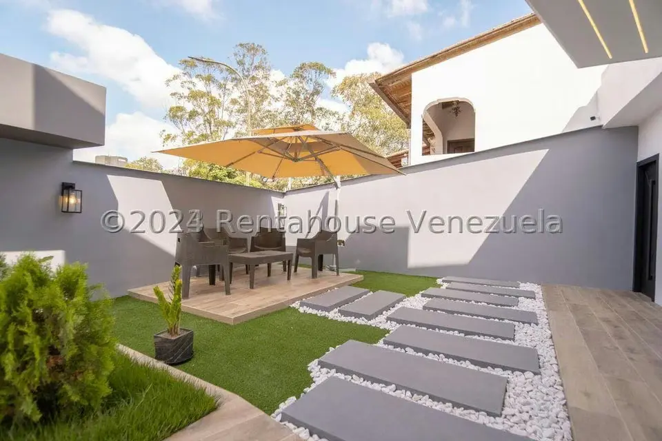 Casa (Multipes Niveles) en Venta en Los Naranjos del Cafetal, Distrito Metropolitano - 72