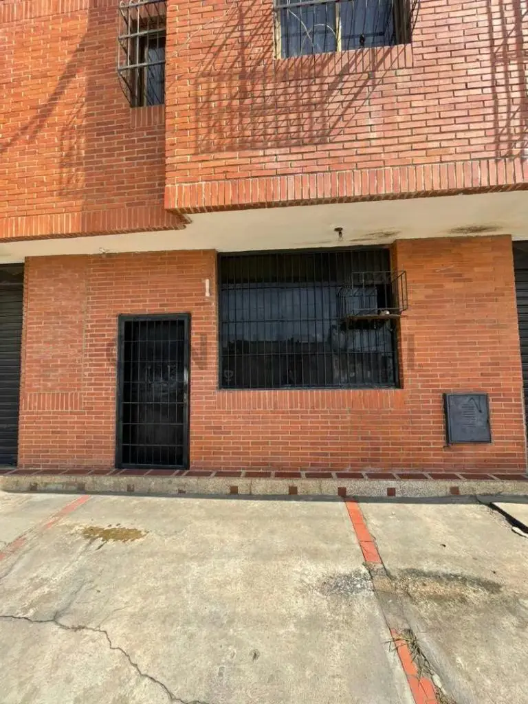 Anexo en Barcelona Century 21 presenta este versátil espacio de 40 m2.