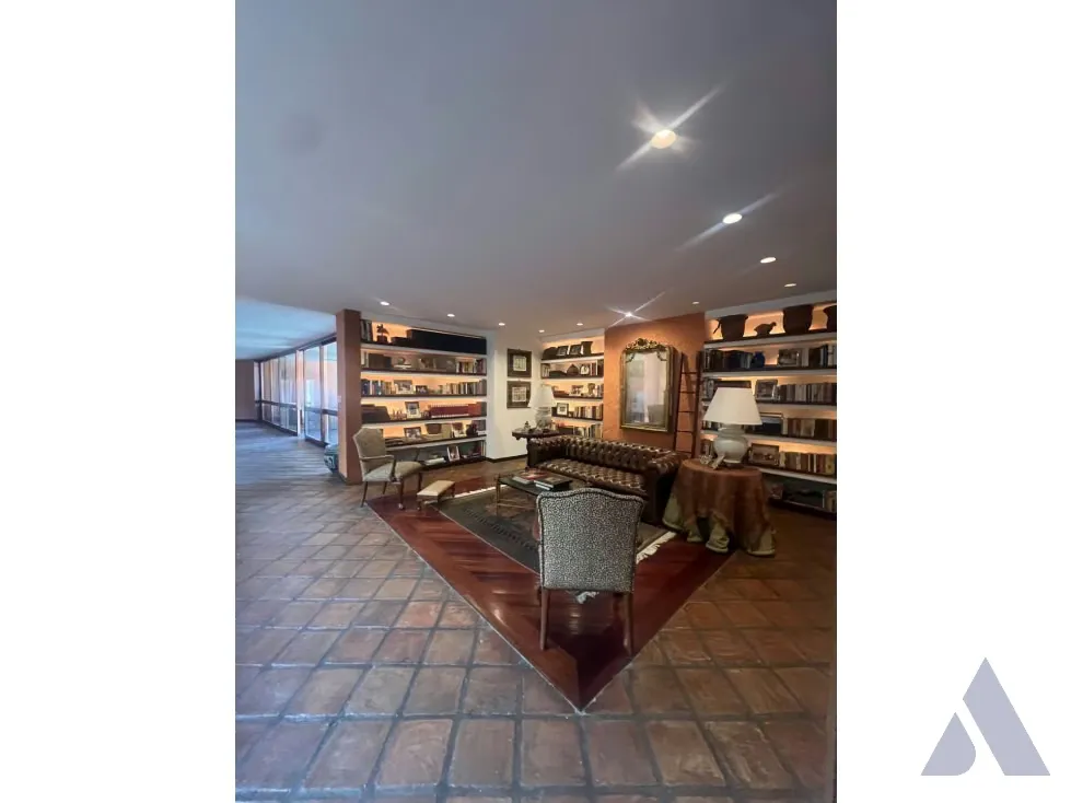 Vendo/Alquilo Casa 1843m2 Lomas del Mirador 6787 - 12