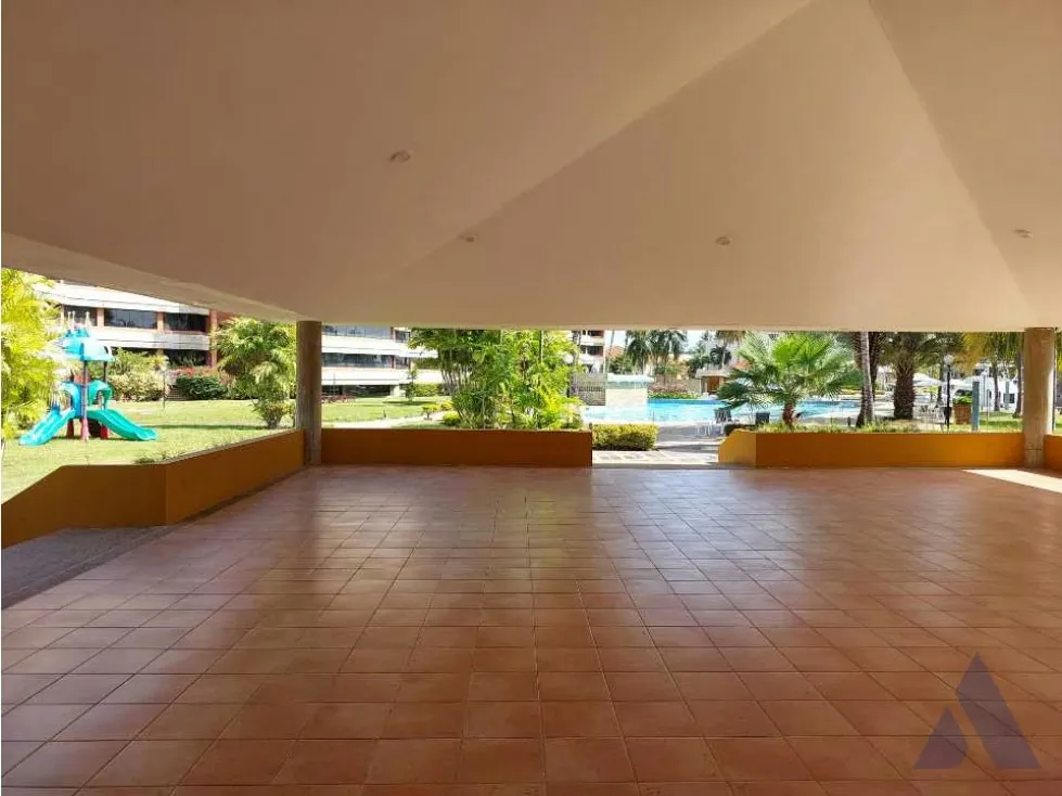 Vendo/alquilo apto Las Canoas353m2/3h+s+e/5b/3p/muelle/ Lecherías 4999 - 4
