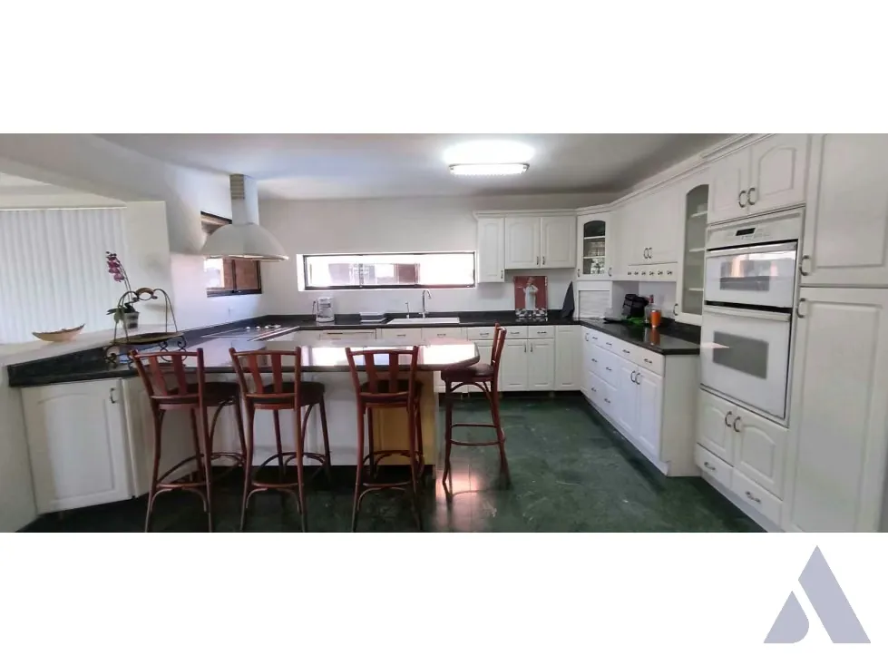 Vendo/alquilo apto Las Canoas353m2/3h+s+e/5b/3p/muelle/ Lecherías 4999 - 9