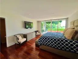 View 10