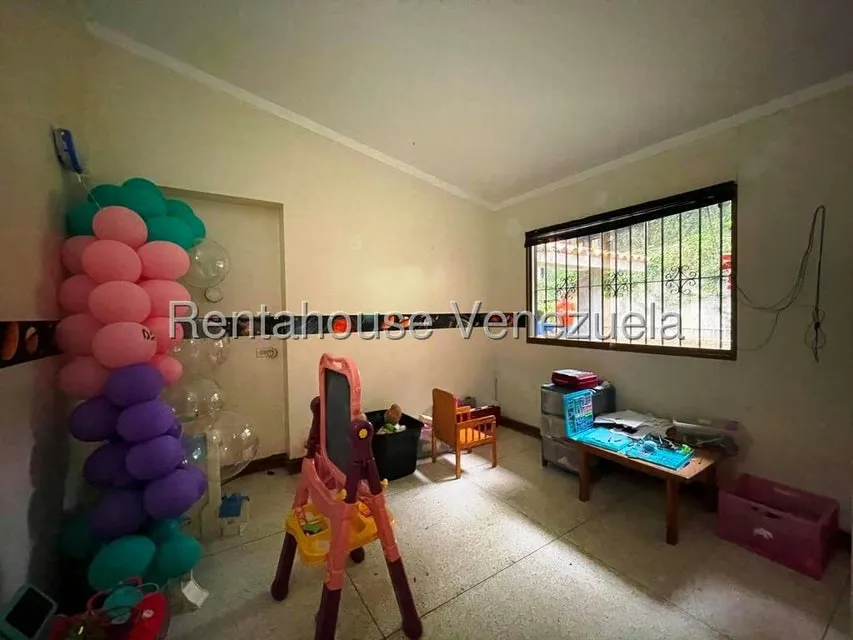 Casa (Duplex) en Venta en Los Guayabitos, Distrito Metropolitano - 11