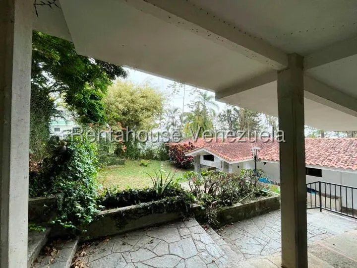 Casa (Duplex) en Venta en Los Guayabitos, Distrito Metropolitano - 14