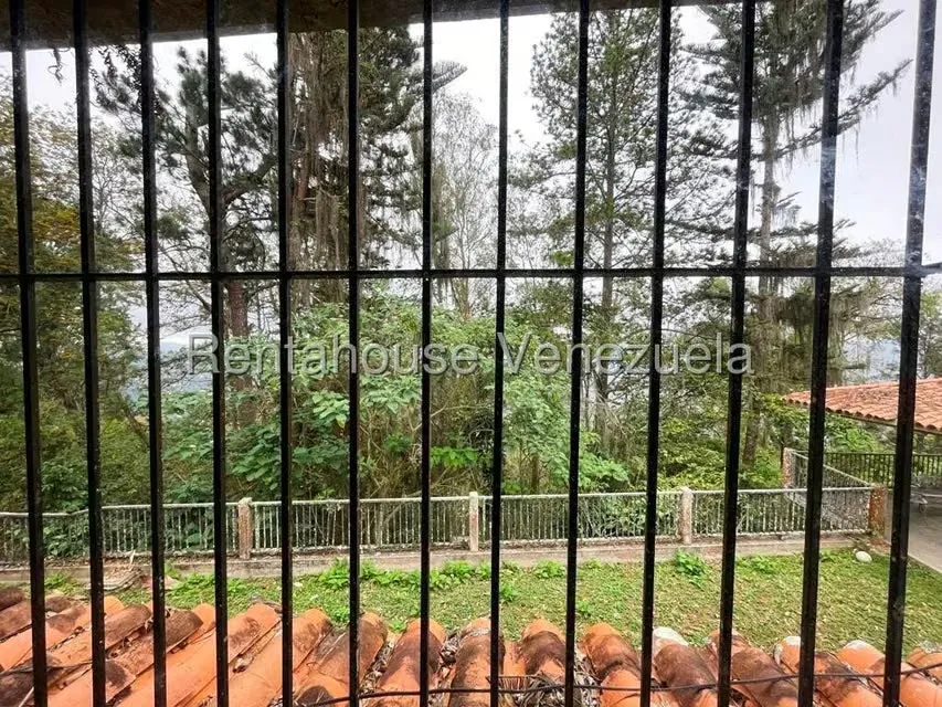 Casa (Duplex) en Venta en Los Guayabitos, Distrito Metropolitano - 43